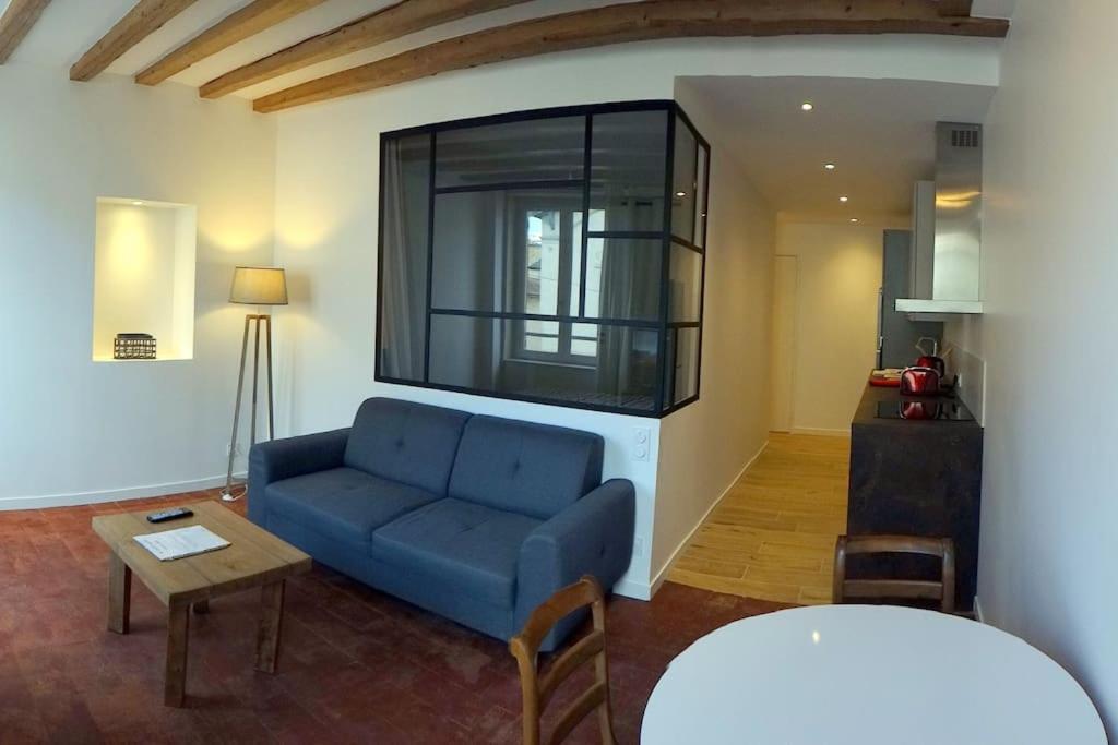 Appartement T2 Tout Equipe Au Beau Milieu Du Centre Historique à Villefranche-sur-Saône Extérieur photo
